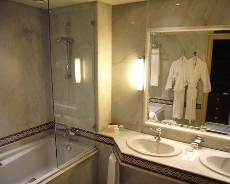 Crystal Rose Hostel Kumasi Eksteriør bilde